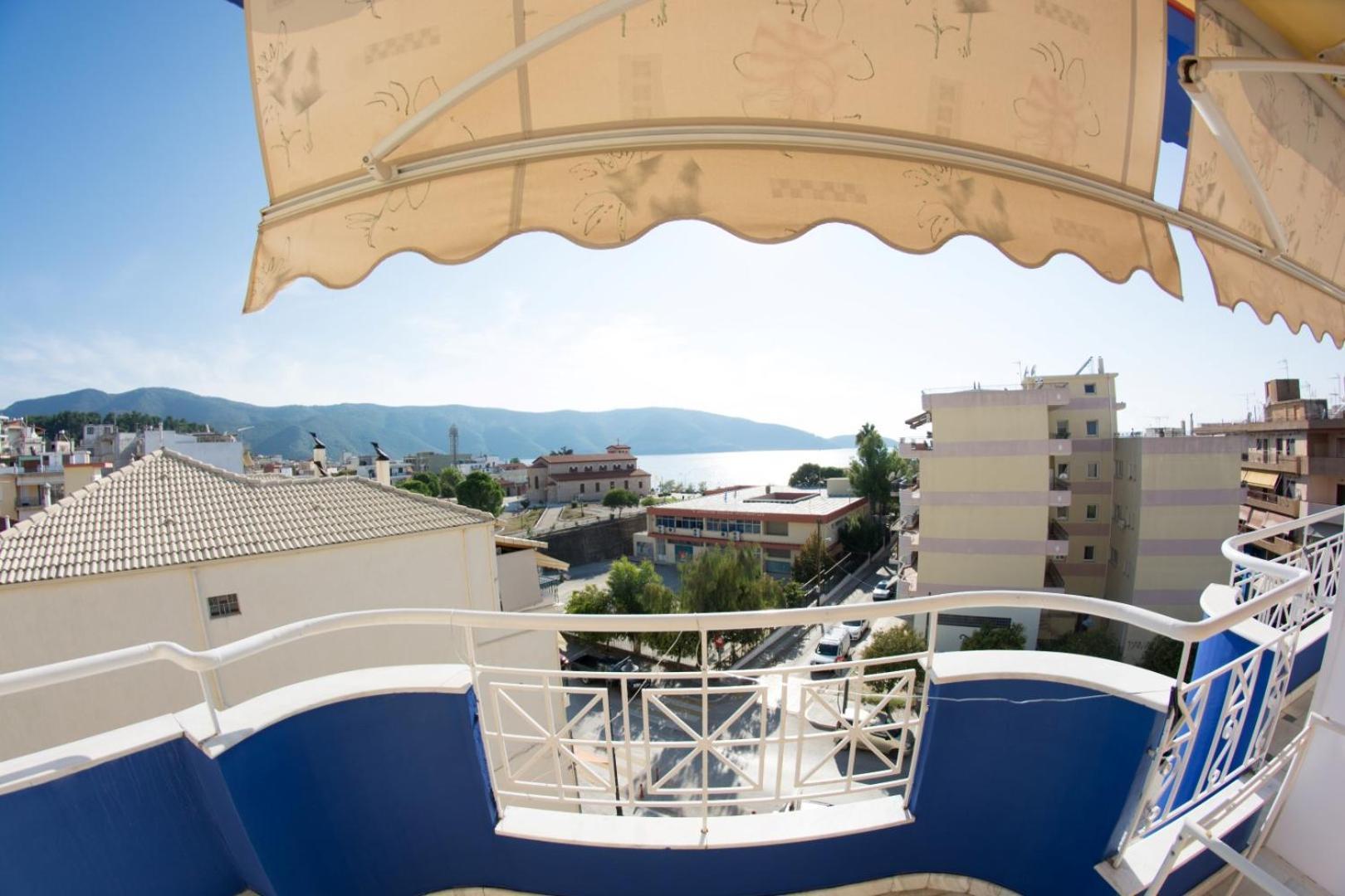 Maria'S Roomstudios Apartments Flats To Let Seaside Heart City Chantzara Spyropoulos イグメニツァ エクステリア 写真