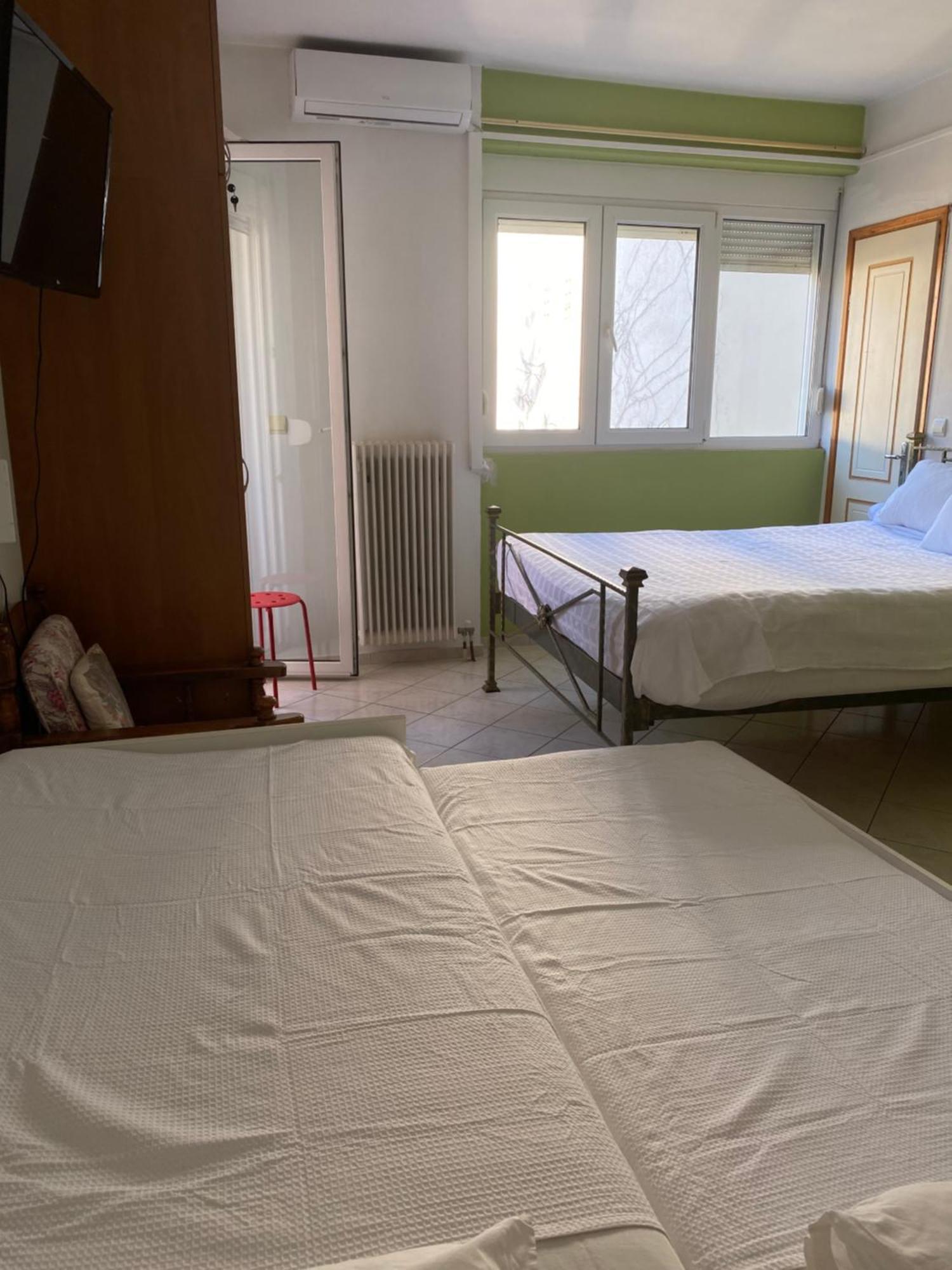 Maria'S Roomstudios Apartments Flats To Let Seaside Heart City Chantzara Spyropoulos イグメニツァ エクステリア 写真