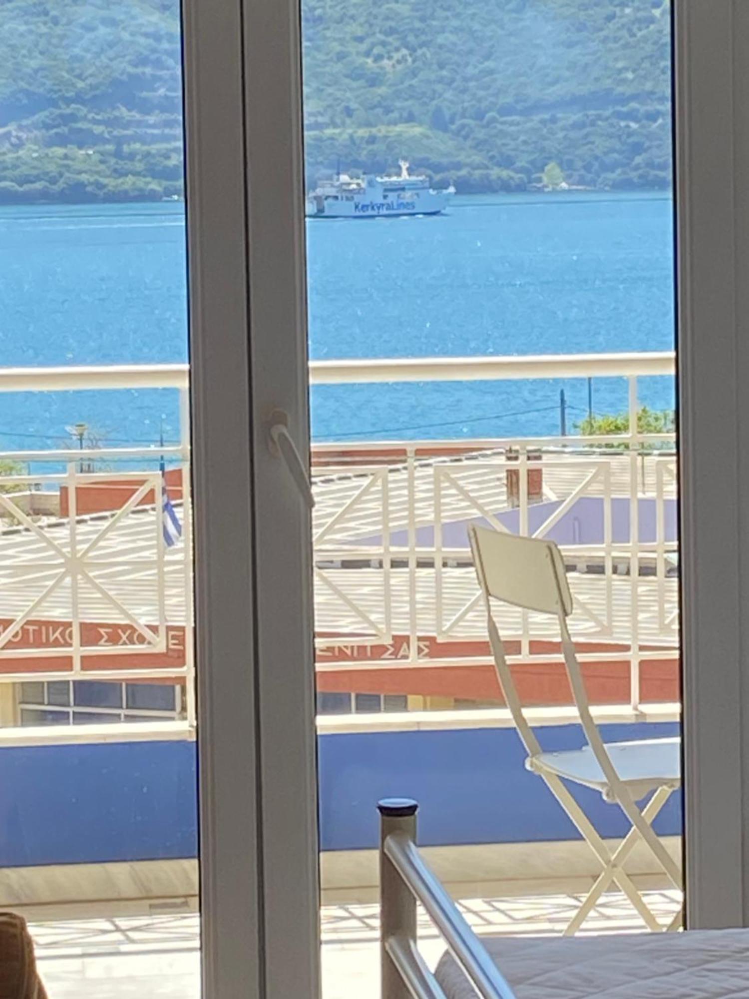 Maria'S Roomstudios Apartments Flats To Let Seaside Heart City Chantzara Spyropoulos イグメニツァ エクステリア 写真